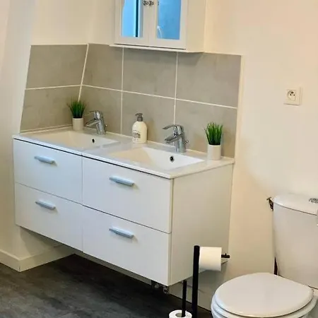 Maison 3 - 600m Metro Marbrerie - Lille Holiday home *