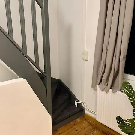 Holiday home Maison 3 - 600m Metro Marbrerie - Lille